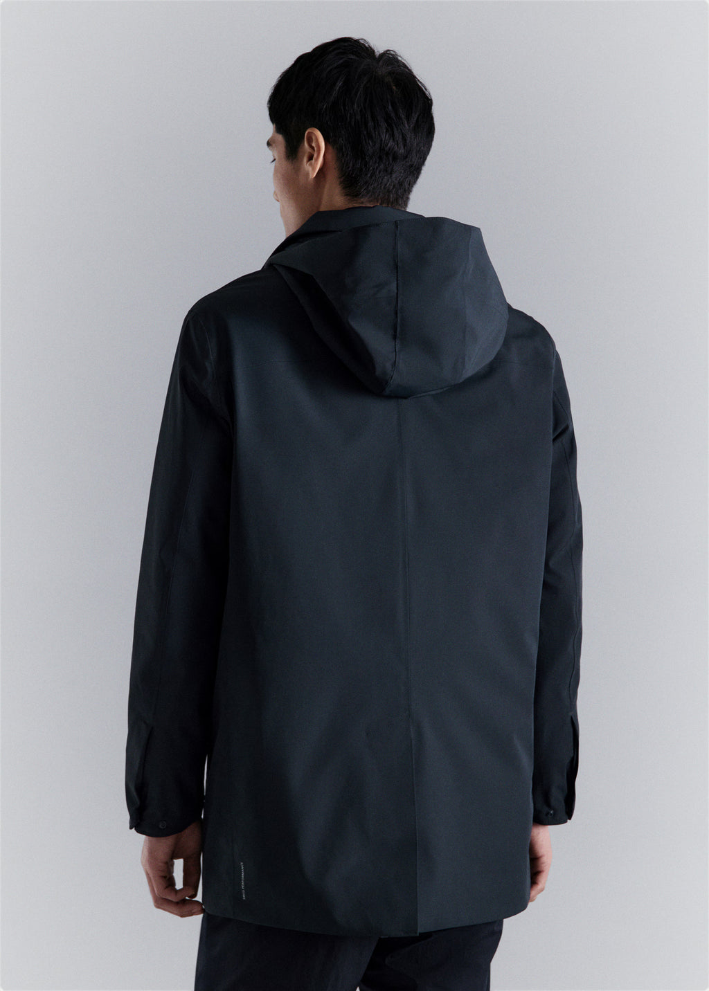 Packable parka with detachable hood