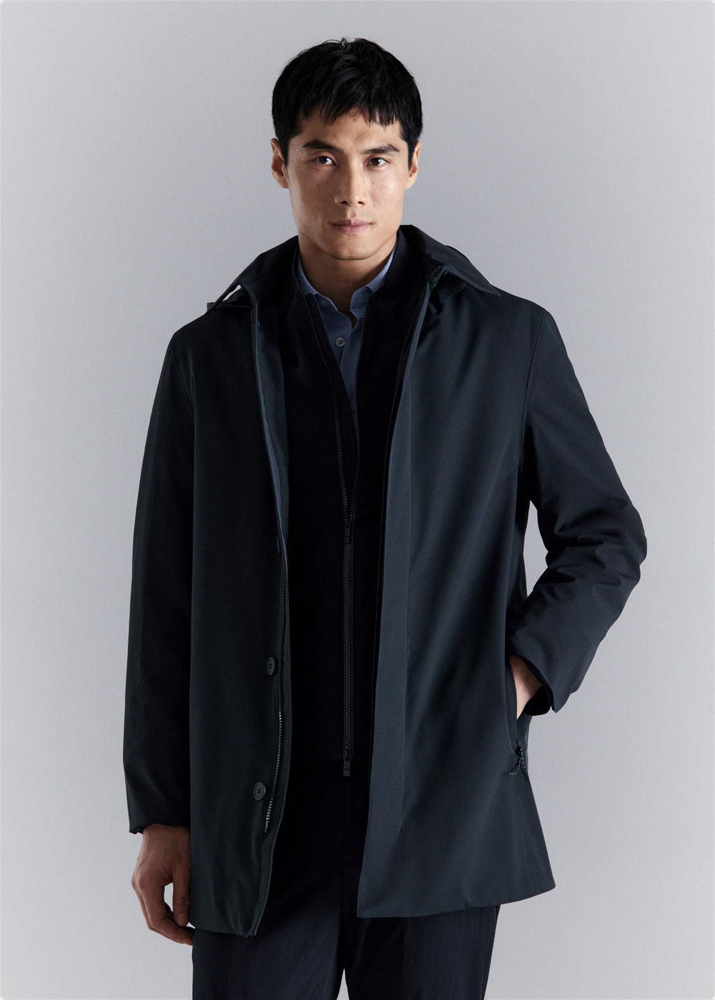 Packable parka with detachable hood