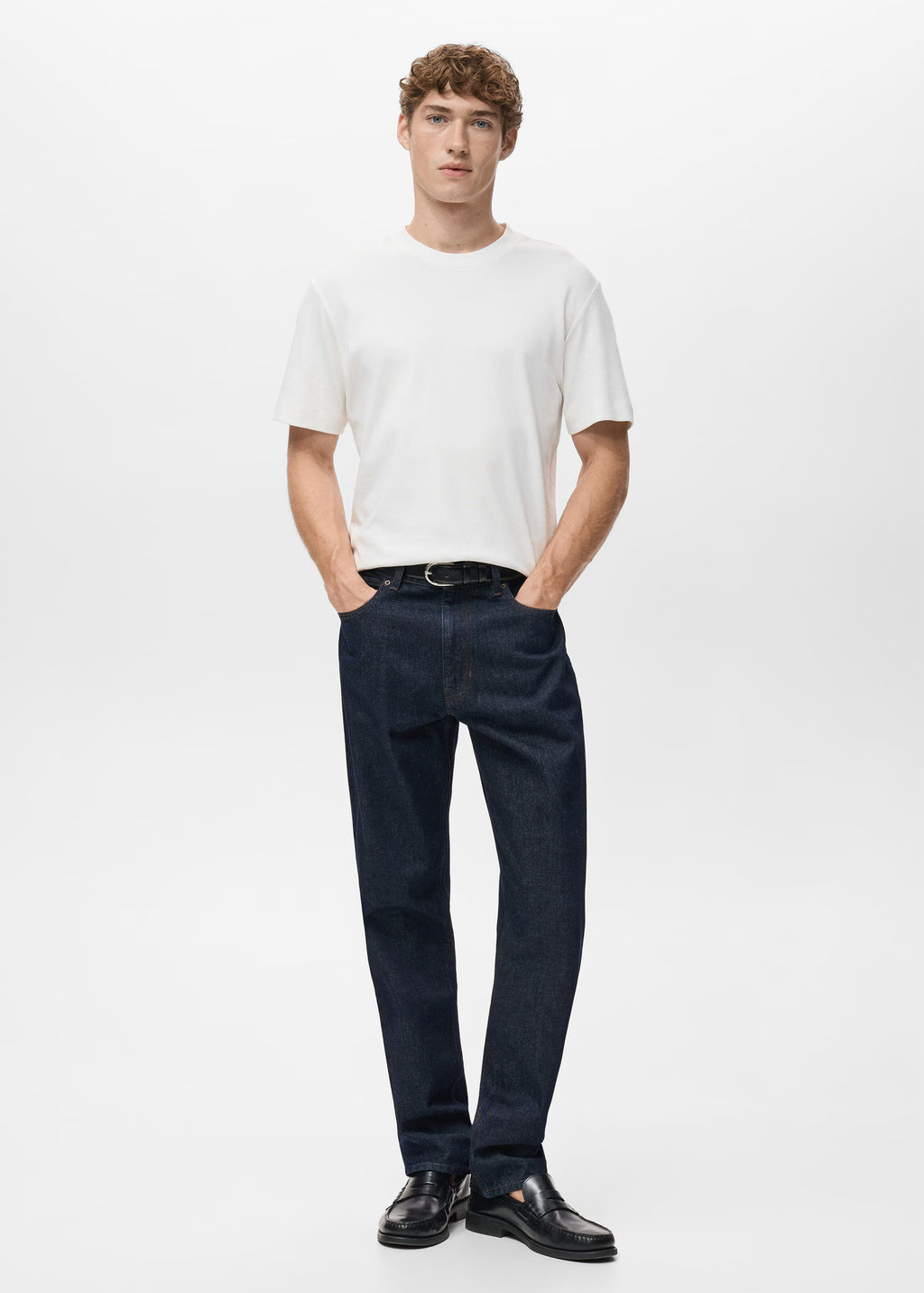 Medium weight regular fit T-shirt
